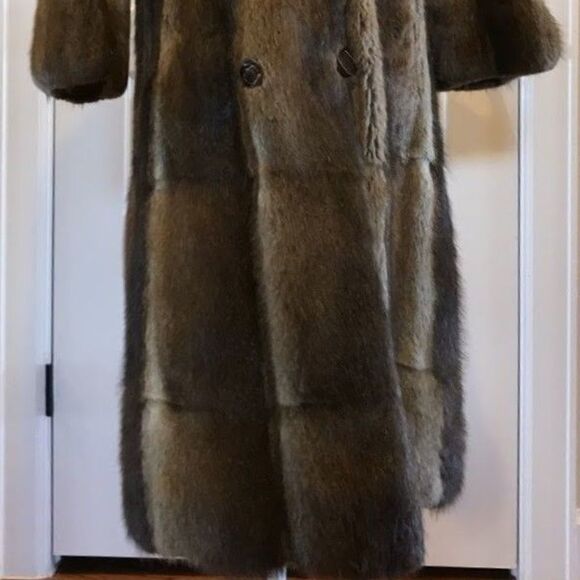 Super Cute Vintage Muskrat Double Breasted Coat - Picture 2 of 14